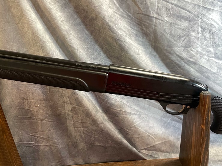 #10096-•-hatfield-sas,-12-ga.-semi-auto-shotgun,-sn:-12a22-003897-image-11