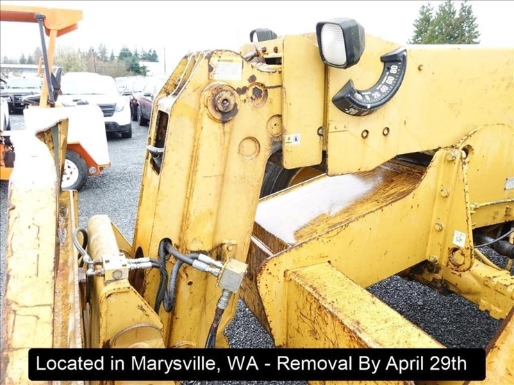 1998-caterpillar-th83-image-23