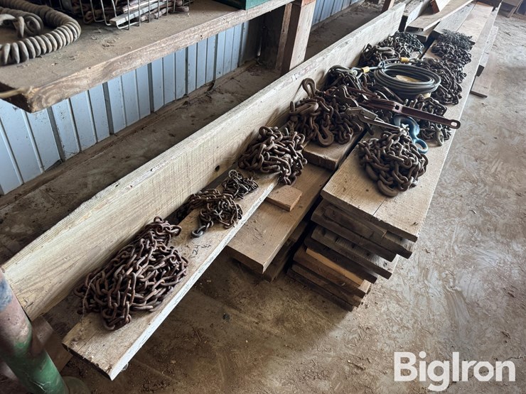 chains-&-binders-image-3