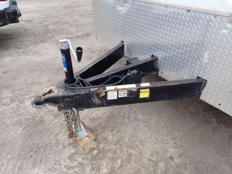 2011-car-mate-trailers-24-ft-t/a-enclosed-trailer-image-12