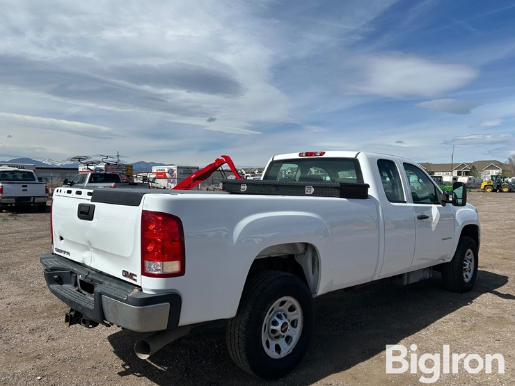2013-gmc-sierra-3500-image-5