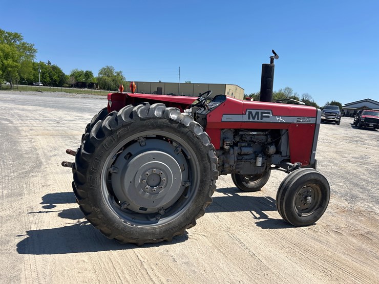 massey-ferguson-255-image-4