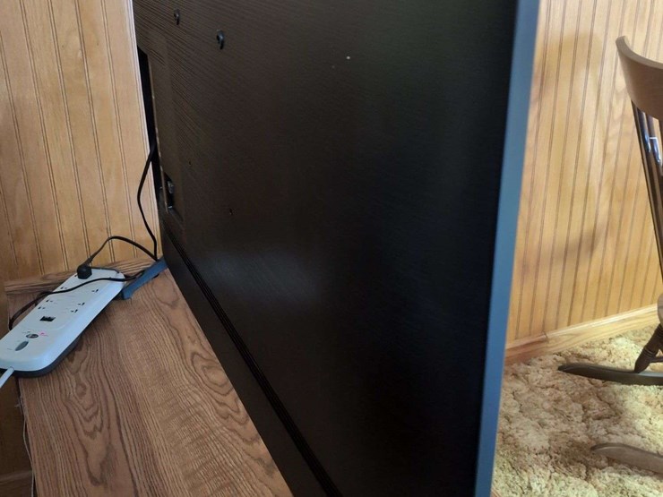 samsung-50-inch-4k-smart-tv,-model-tu700d-image-2