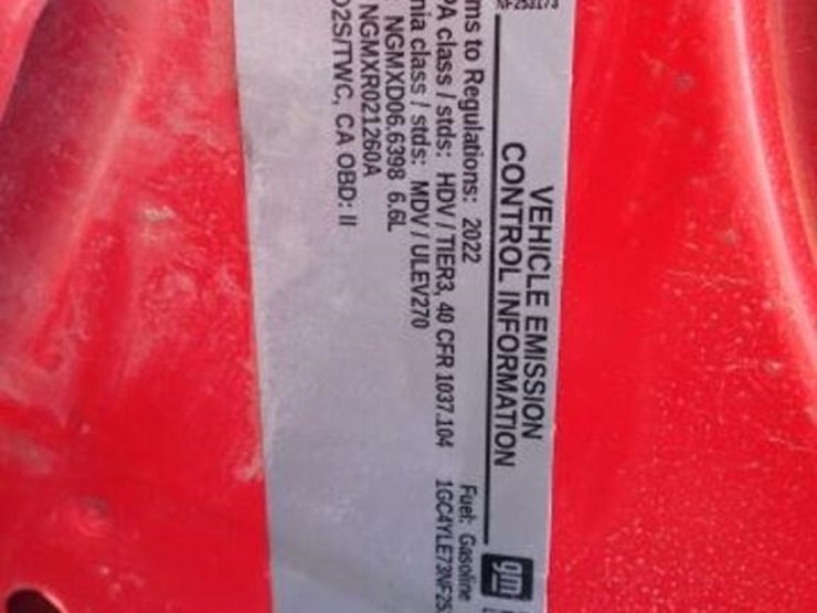 2022-chevrolet-2500hd-image-47