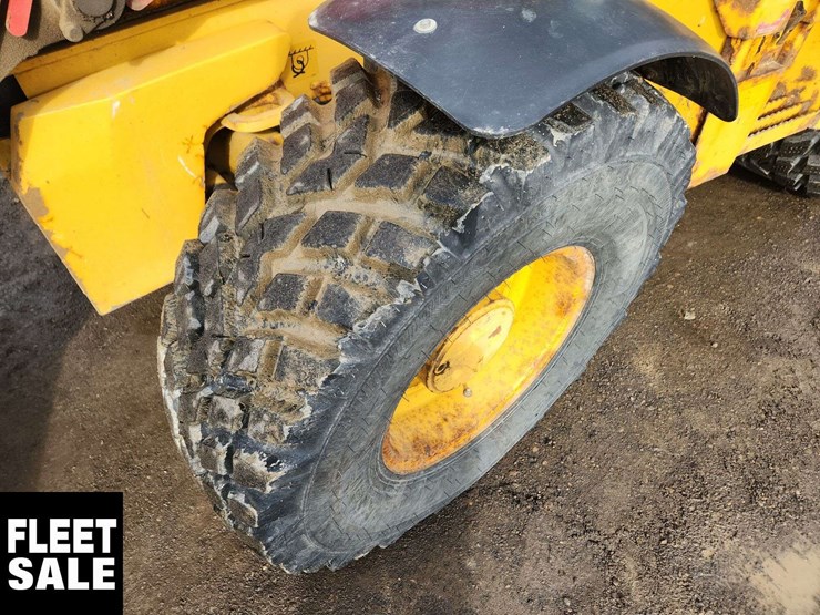 2014-deere-410k-image-12