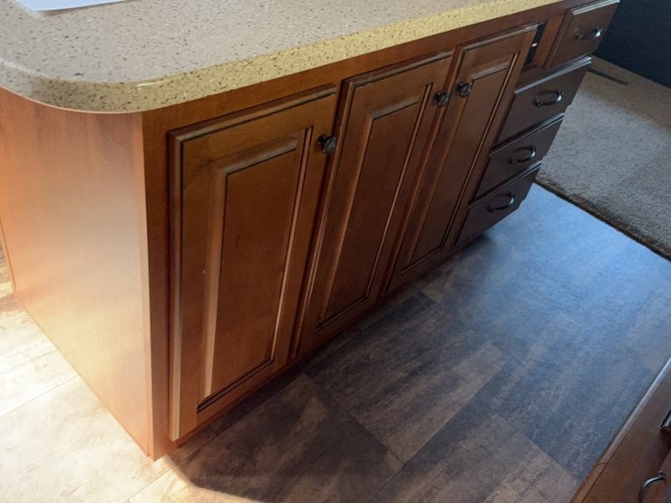 #3003-•-2014-big-horn-39'-5th-wheel-camper-image-28