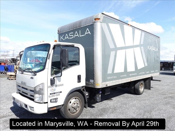 2013-isuzu-nqr-image-1