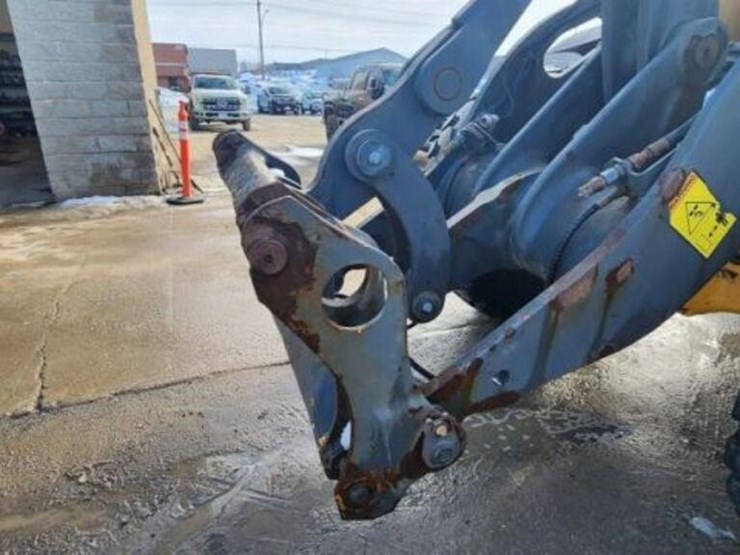 2019-volvo-l60h-image-22