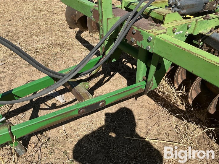 john-deere-210-image-17