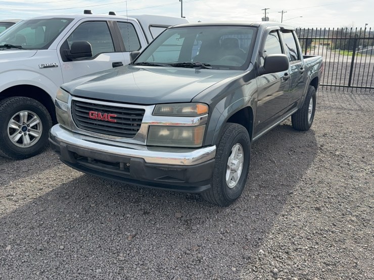 #4018-•-2006-gmc-z71-pickup-truck-image-1