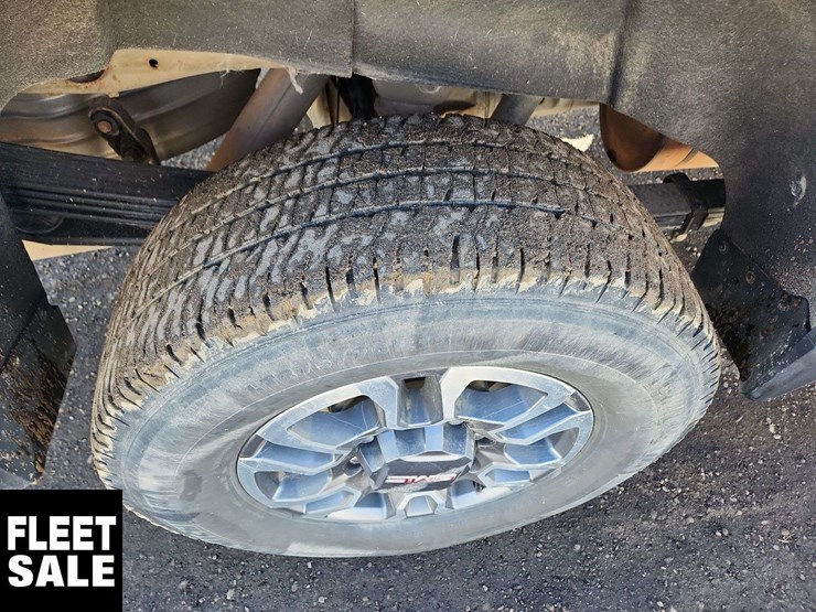 2024-gmc-sierra-2500hd-image-12