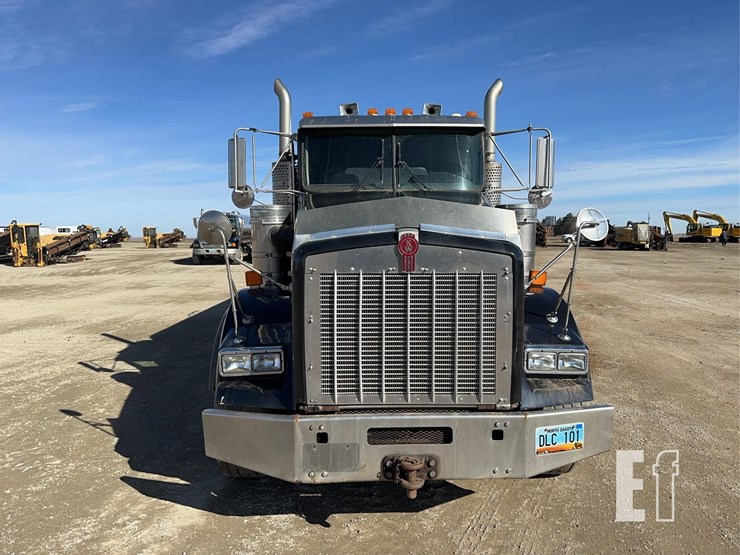 1999-kenworth-t800-image-8