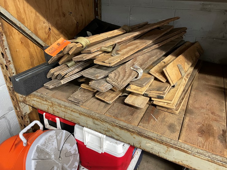 #2585-•-roofing-blocks-and-corner-blocks-(columbia-heights,-mn)-image-1