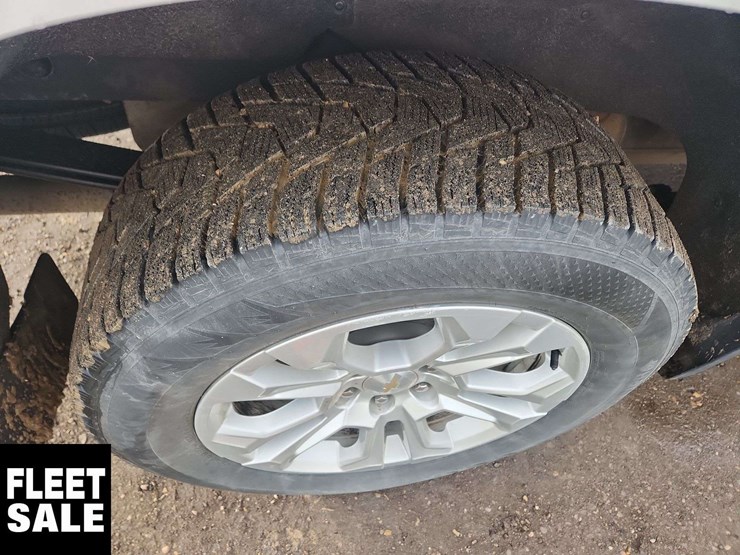 2022-chevrolet-silverado-1500-image-14