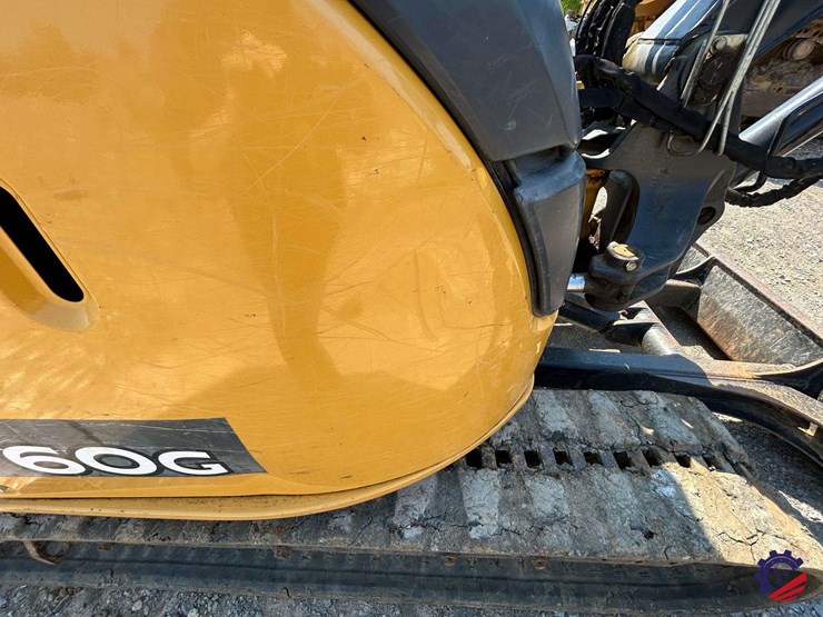 2021-deere-60g-image-15
