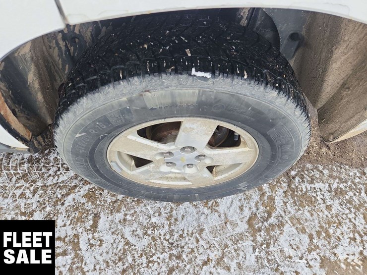 2009-chevrolet-equinox-ls-image-11