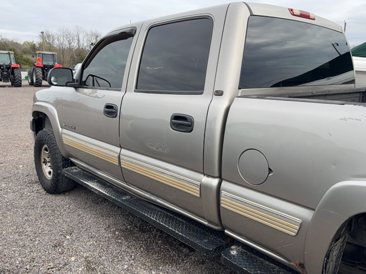 2002-chevrolet-2500-image-10