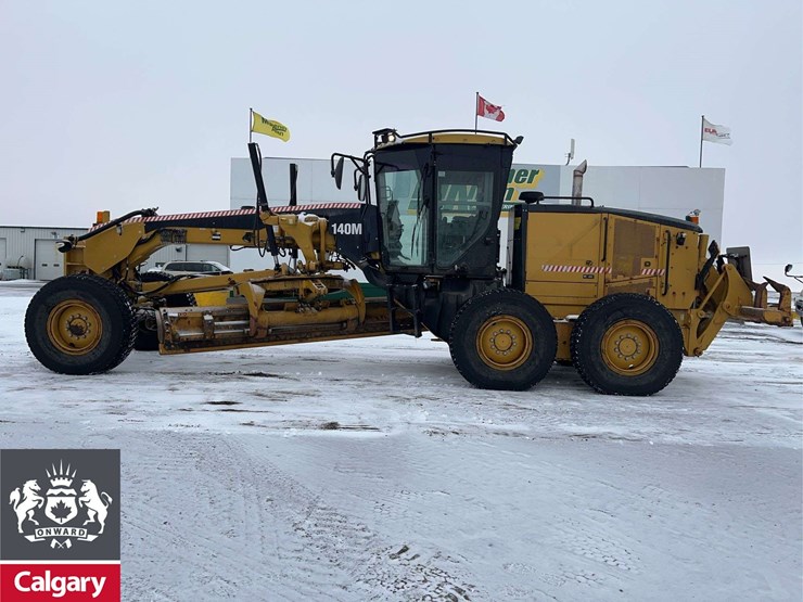 2011-caterpillar-140m-image-2