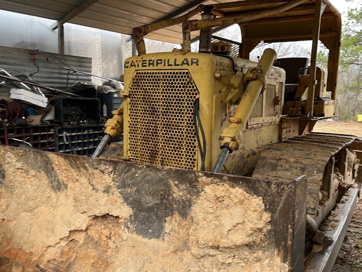 caterpillar-d6-image-3