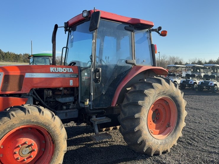 kubota-m9000-image-12