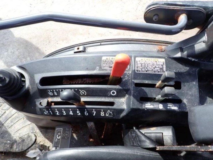 2017-kubota-b2650hsd-image-18