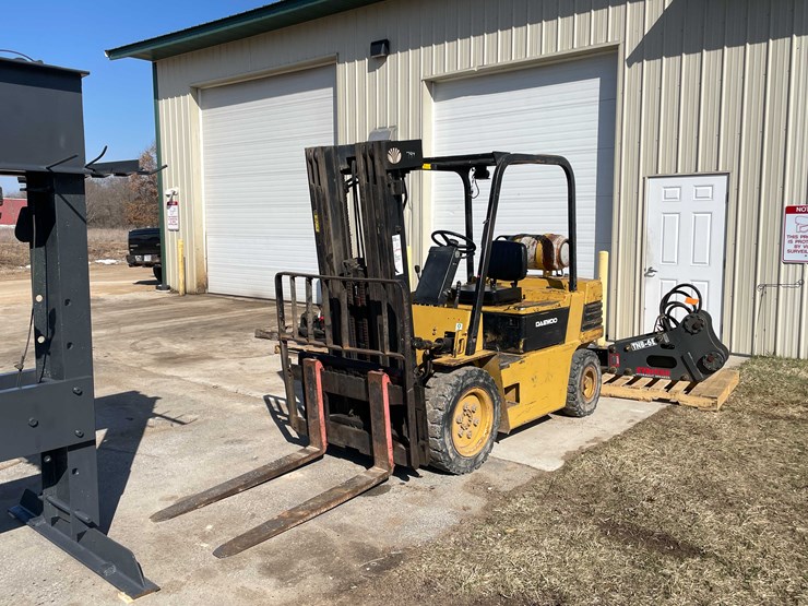 #352-•-daewoo-forklift-lp-(shawano,-wi)-image-1
