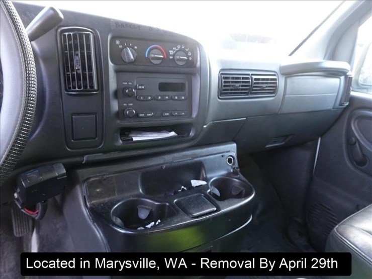 2002-chevrolet-3500-image-2