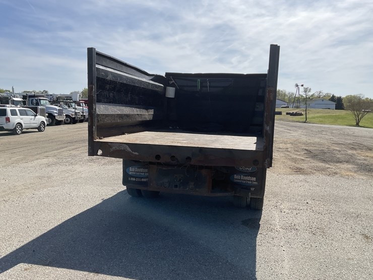 2013-ford-f550-image-4