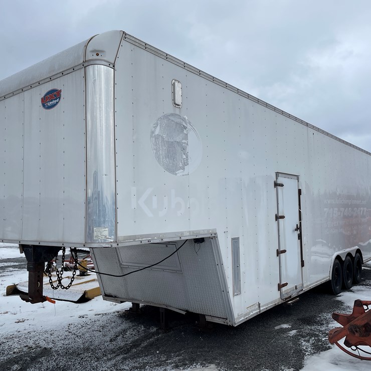 #280 • 2015 United UXGN 8.536TR80 (3) Axle Enclosed Trailer (Has WI. Title) (Mason, WI)