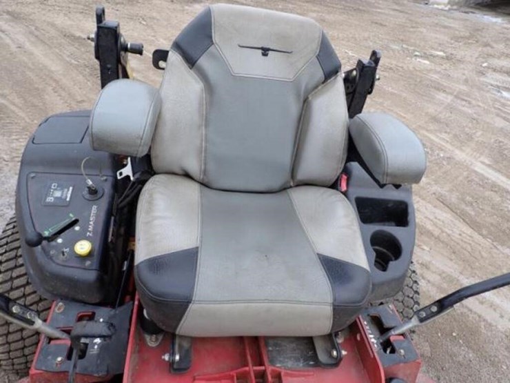 2024-toro-z-master-6000-series-zero-turn-mower-729-image-12