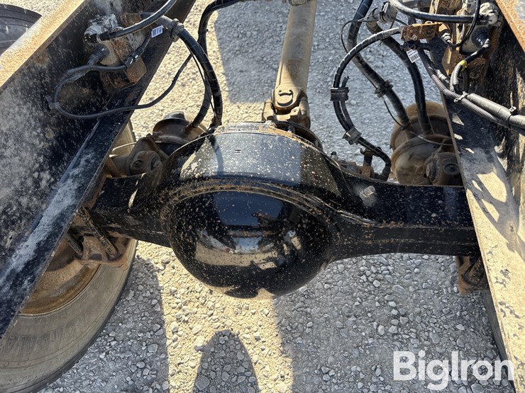 2011-hino-338-image-18