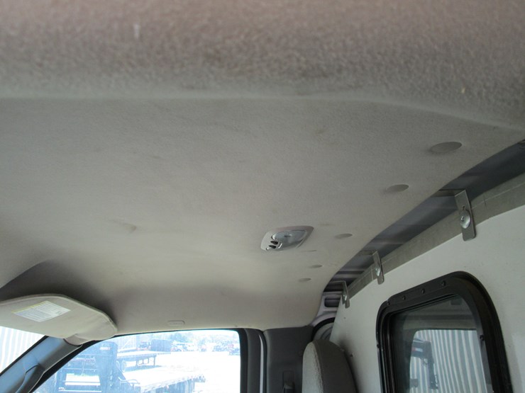 2012-chevrolet-express-g1500-image-26