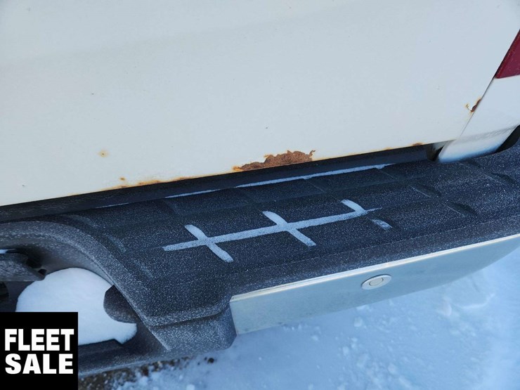 2011-chevrolet-silverado-1500-image-29