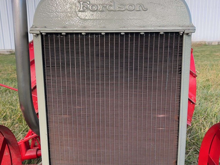 1921-fordson-tractor-image-9