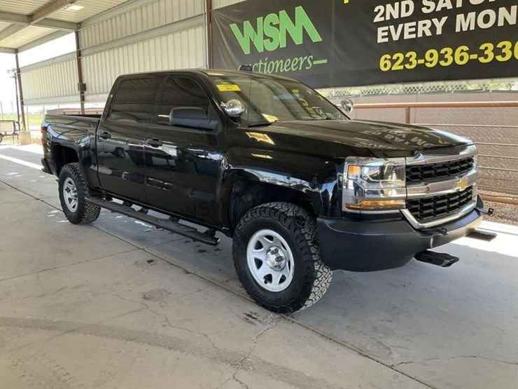 2018-chevrolet-silverado-1500-image-2