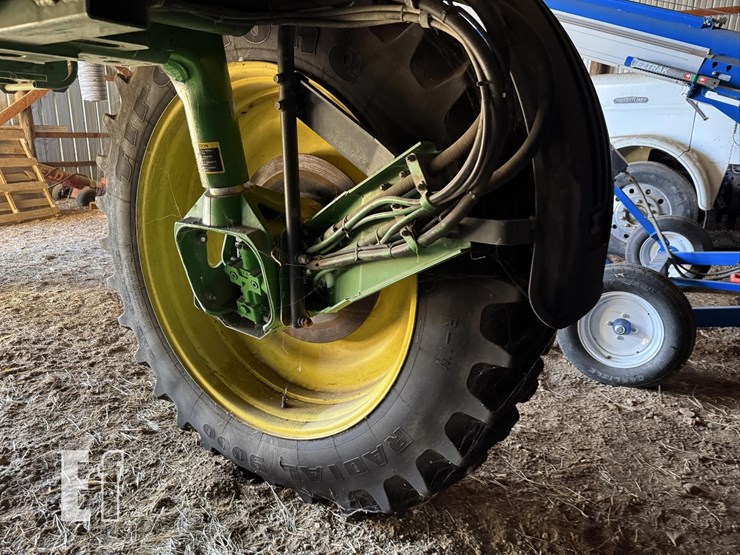 2005-john-deere-4720-image-17