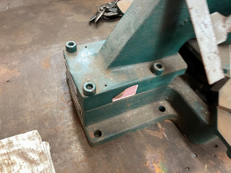 #2531-•-tennsmith-notcher-(columbia-heights,-mn)-image-8