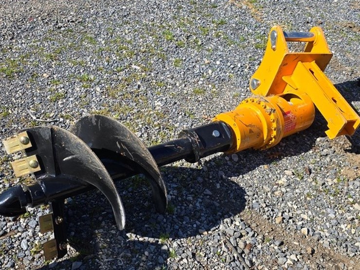 caterpillar-305-image-4