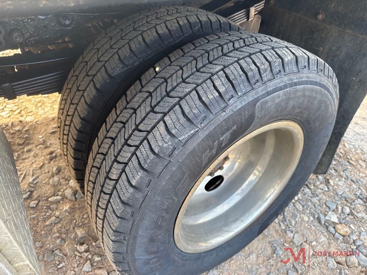 2005-ford-f350-image-14