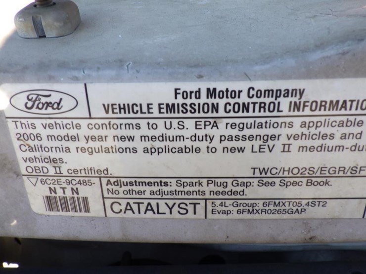 2006-ford-econoline-350-image-13