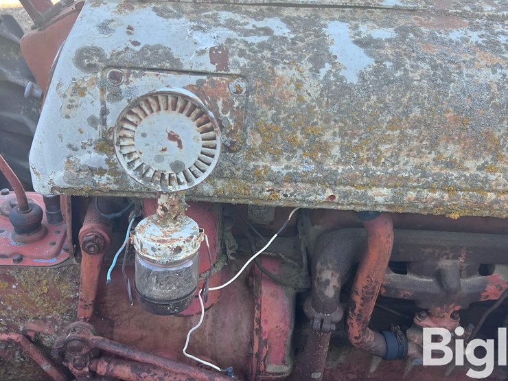 1951-ford-8n-image-12