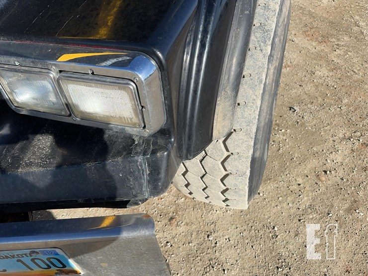 2002-kenworth-t800-image-27