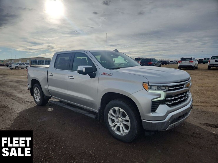 2022-chevrolet-silverado-1500-image-2