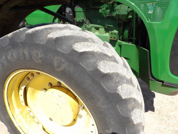 john-deere-8320-image-10