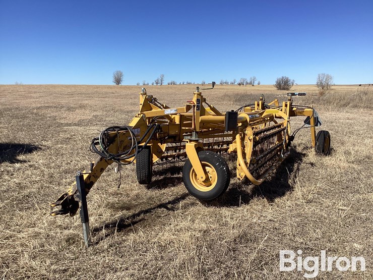 2017-vermeer-r2300-image-1