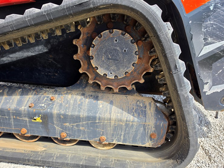 2021-kubota-svl97-2-image-15