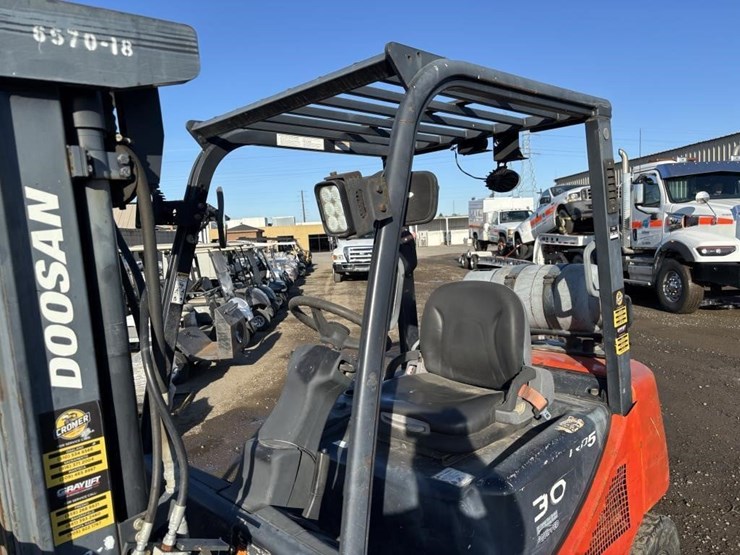 doosan-g30e-5-image-16