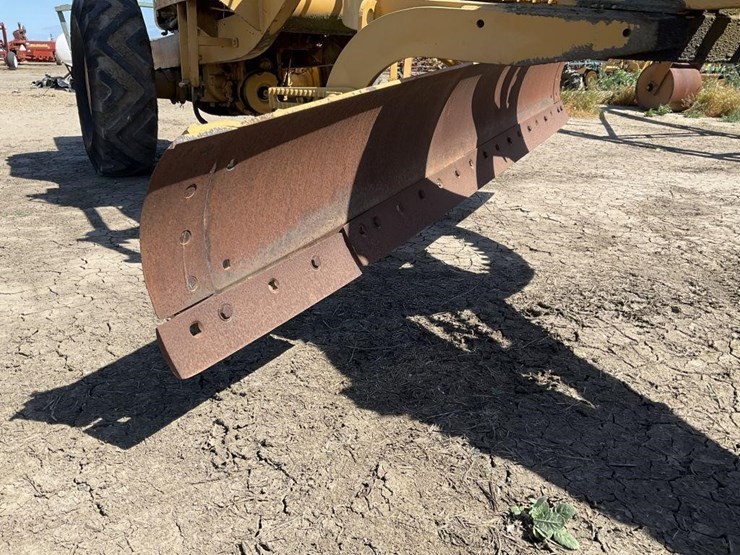 caterpillar-10-image-13