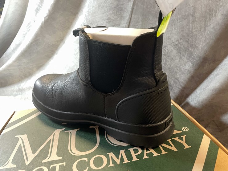 #10129-•-muck-boot-company-chore-farm-leather-boot-image-5