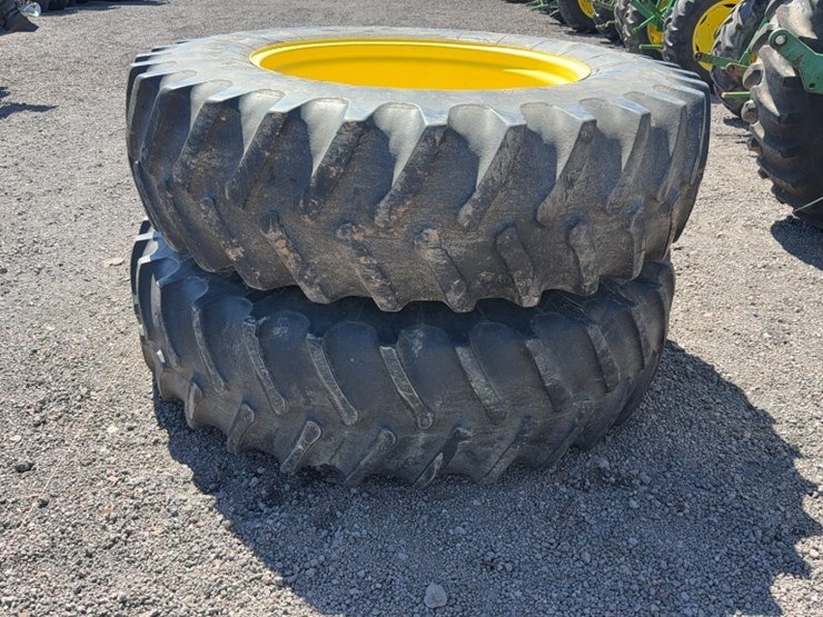 #3017-•-qty-(2)-20.2-42-tractor-tires-image-1